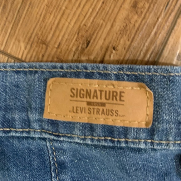 Signature Levi’s jean joggers size 27 - Picture 6 of 7